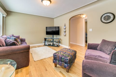 Walk to Lake Huron Beaches: Home w/ Fire Pit! House in Michigan