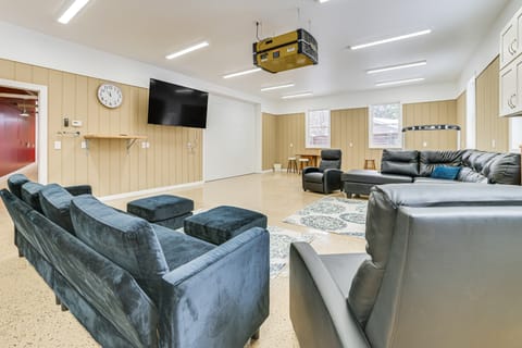 Walk to Lake Huron Beaches: Home w/ Fire Pit! House in Michigan