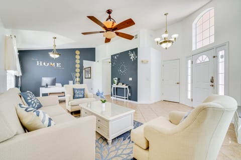 12 Mi to Disney: Family Home w/ Lanai in Davenport House in Four Corners