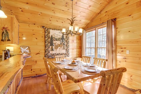 1 Mi to Nottely Lake: Home w/ Furnished Deck! House in Union County