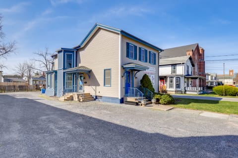 Walk to Dtwn: Seneca Falls Apt w/ Fire Pit! Apartment in Finger Lakes