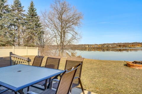 Ice Fishing & Winter Hikes! Belleville Lake House House in Ohio