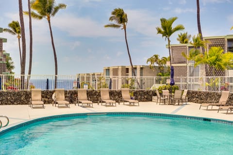 2 Mi to Town: Oceanside Kailua-Kona Paradise! Apartment in Holualoa