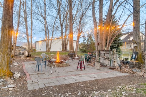 2 Mi to Snake River: Quaint Farmhouse w/ Patio! House in Idaho