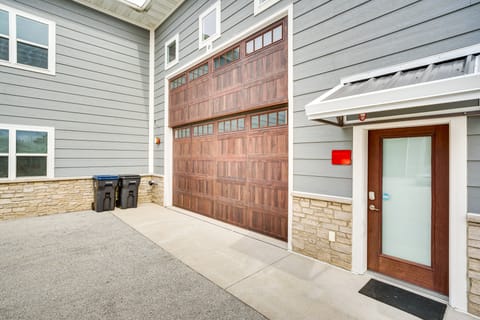 Home Near Road America & Elkhart Lake Apartment in Elkhart Lake