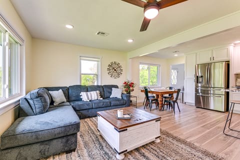 5 Mi to Lake Texoma: Wooded Retreat on 3 Acres! House in Oklahoma