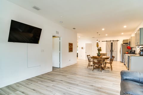 2 Mi to Busch Gardens: Family-Friendly Tampa Home House in Tampa