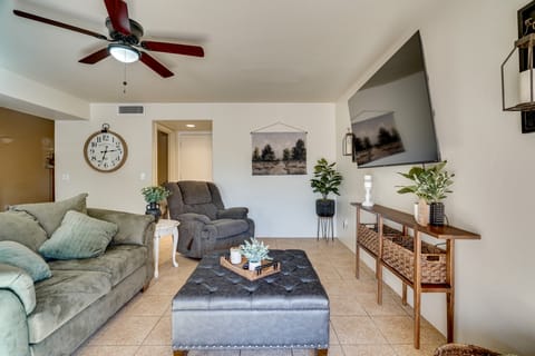 Family Home w/ Fenced Yard in Tucson! House in Tucson