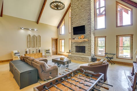 Spacious Group Getaway Near Cumberland River! House in Tennessee