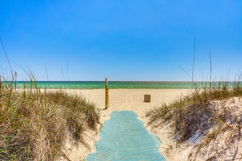 Steps to Sand: Panama City Beach Apartment! Apartment in Lower Grand Lagoon