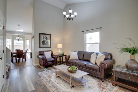 'La Casita' w/ Private Yard: 17 Mi to Dtwn Denver House in Commerce City