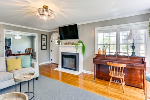 12 Mi to BlueOval City: Tennessee Getaway! House in Tennessee