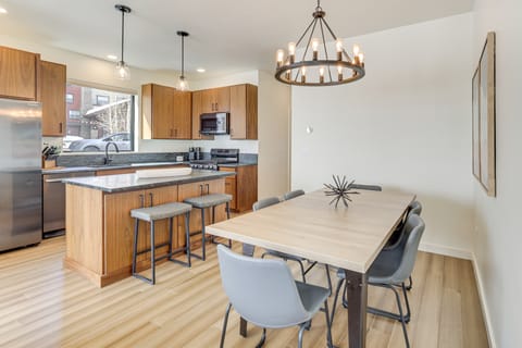 Walk to Ski Lift: Granby Ranch Family Retreat! Apartment in Granby