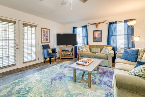 'Pecan Creek Haus' Lake LBJ Retreat w/ Boat Dock! House in Lake Lyndon B Johnson