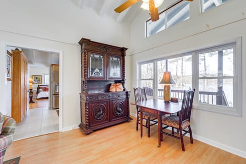 Mtn-View Home w/ Dock on Lake Glenville! House in Lake Glenville