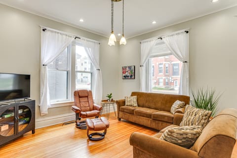 Walk Downtown: Inviting Historic Home in Dubuque! House in Dubuque