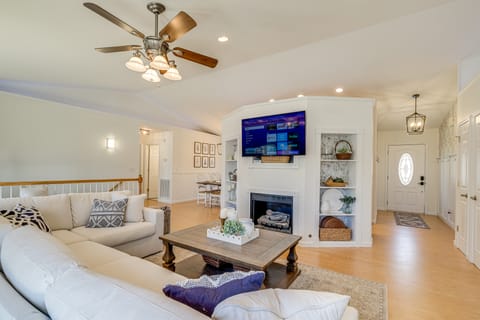 Fish, Boat & Hike: Lakefront Home w/ Game Room! House in Smith Mountain Lake