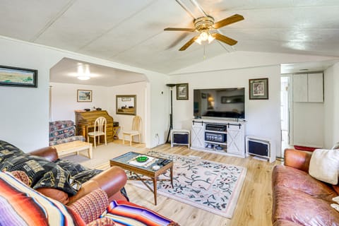 2 Mi to World Equestrian Center: Gem w/ Large Yard House in Ocala