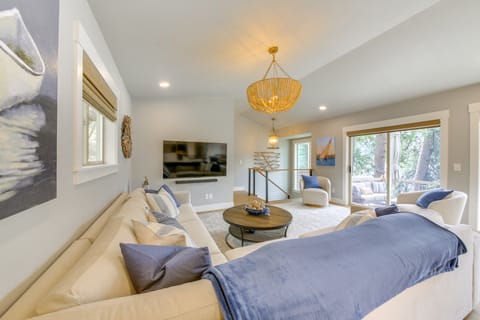 Peaceful Cabin w/ Dock on Lake Pend Oreille House in Lake Pend Oreille