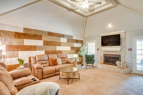 8 Mi to Texas Tech: Home w/ Patio in Lubbock House in Lubbock