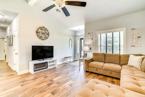 < 1 Mi to Golf & Marina: Inviting Home in Afton! House in Ozark Mountains