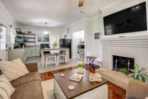 Bring Your Boat: Retreat Near Lake Guntersville House in Guntersville Lake