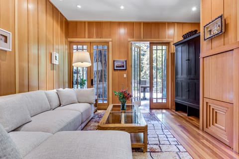 11 Mi to Downtown Napa: Wine Country Cottage Cottage in Napa Valley