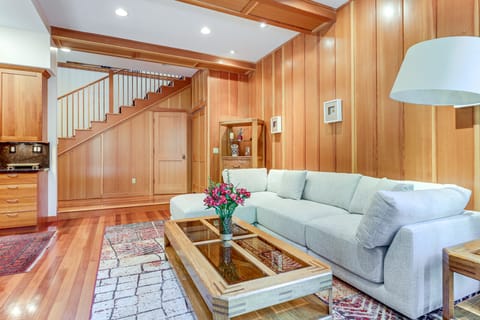 11 Mi to Downtown Napa: Wine Country Cottage Cottage in Napa Valley