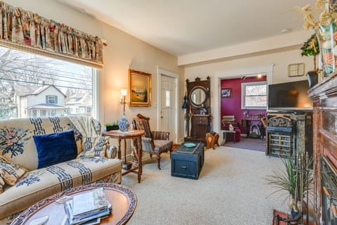 < 1 Mi to Old Town Lansing: Home w/ Furnished Deck House in Lansing