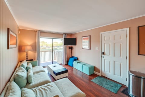 Bay-View Escape w/ Private Balcony in Ocean City Apartment in Ocean City