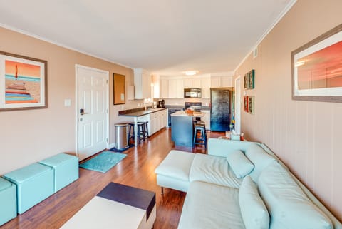 Bay-View Escape w/ Private Balcony in Ocean City Apartment in Ocean City