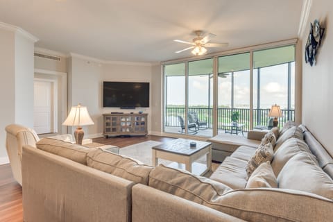 Sunset-View Resort Condo on Perdido Key Apartment in Perdido Key