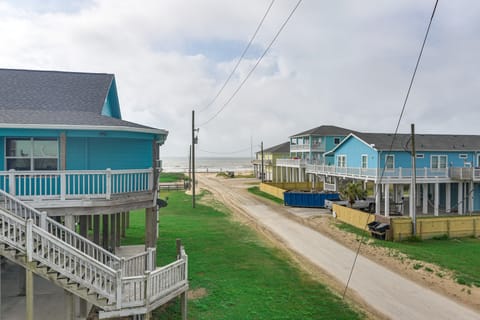 Walk to Coast: Crystal Beach Gem w/ Deck & Views House in Bolivar Peninsula