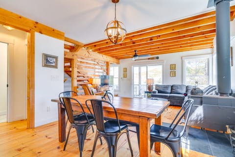 Paddle, Swim & Hike: Family Lake House in Vermont House in Vermont