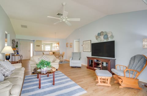 Walk to Community Perks: Home in The Villages House in The Villages