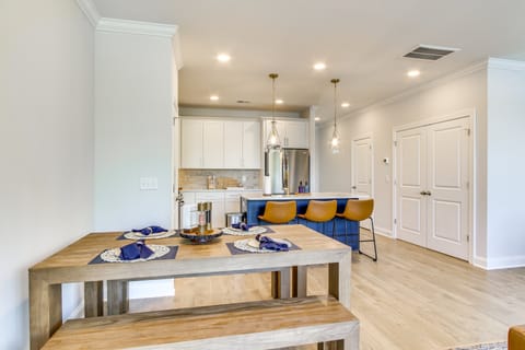 Steps to Lake Greenwood: Waterfront Gem w/ Patio Apartment in Lake Greenwood