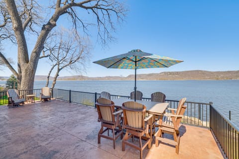 Riverfront Home w/ Yard Games in Wabasha! House in Wisconsin
