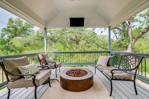 6 Mi to Lake Somerville: Barndominium on 20 Acres House in Texas