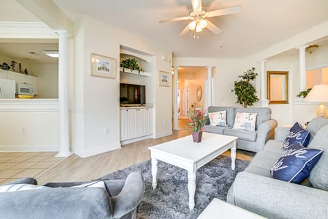 4 Golf Courses On-Site: North Myrtle Beach Villa! Villa in North Myrtle Beach