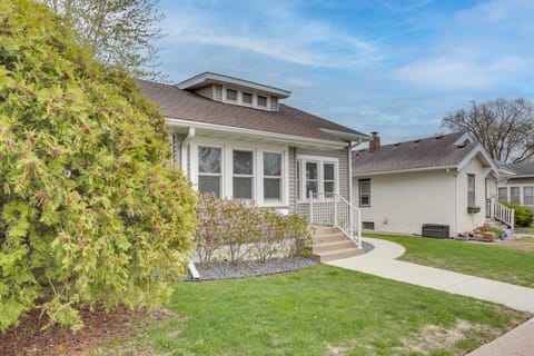 Walk to Shops & Eats: Home w/ Deck in Minneapolis House in Minneapolis
