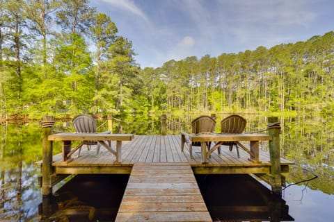 Waterfront Home w/ Fishing Dock in Tallahassee! House in Tallahassee