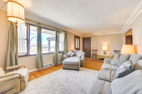 Alpena Lake-View Home - 1 MI to Downtown House in Alpena