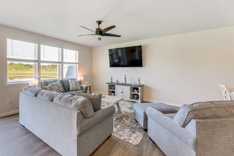 Modern Millville Home: 5 Mi to Beach & Boardwalk! House in Sussex County