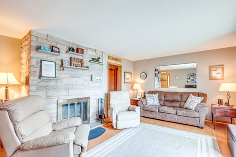 Private Dock, Deck & Yard: Deerskin Lake Retreat! Cottage in Wisconsin