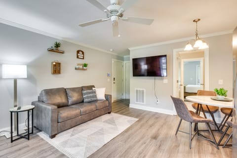 Walkable Condo 3 Mi to Unicoi State Park Apartment in Helen