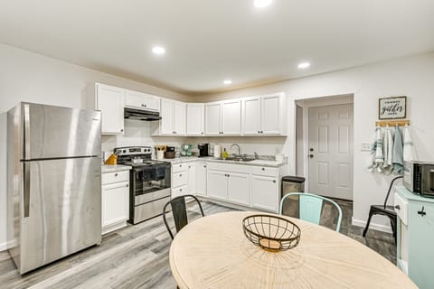 1 Mi to Dtwn: Family Home w/ Porch in Brownwood House in Brownwood