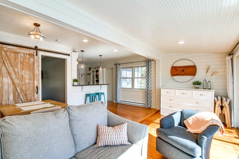 Paddle & Bike: Cottage w/ Dock in Pequot Lakes! Cottage in Pequot Lakes