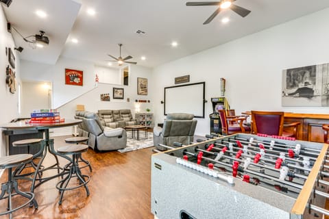 Swim & Boat Docks: Lakefront Gem in Bella Vista! House in Bella Vista