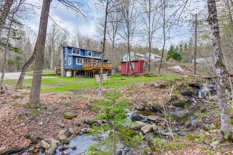 2 Mi to Mt Snow: Cozy Alpine Family Retreat! House in Vermont
