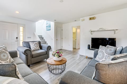 20 Mi to Disney Parks: Golf Getaway w/ Lanai! House in Haines City